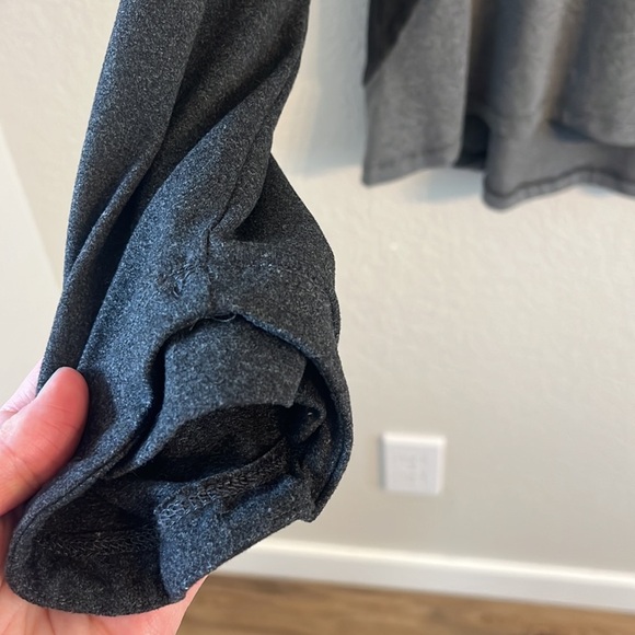 Spyder Active Long Sleeve Top Athletic Gray size Medium - Picture 5 of 12